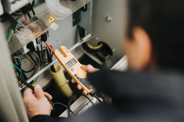 Best Licensed Electrician  in Bay Village, OH