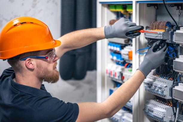 Best Commercial Electrician Services  in Bay Village, OH